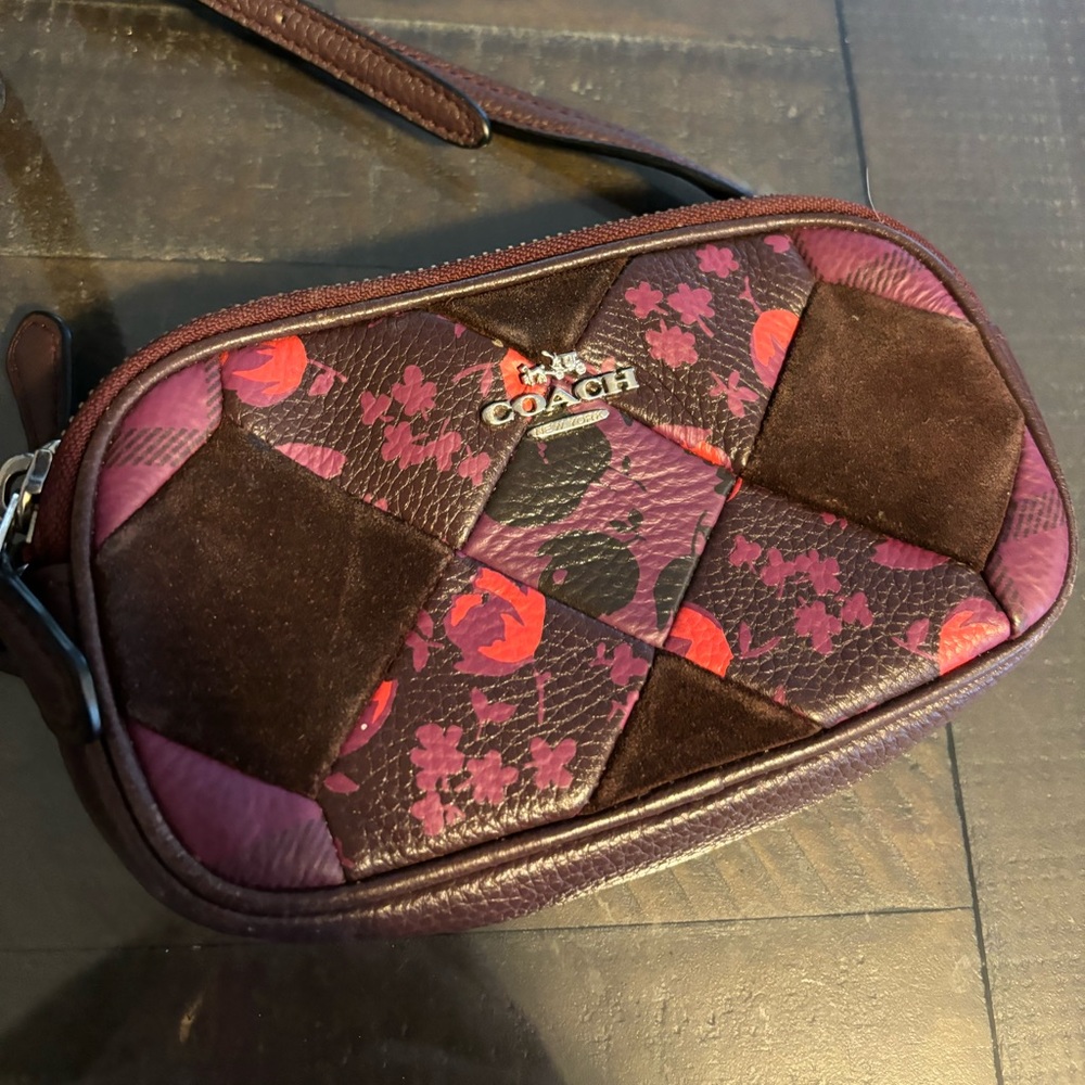 Small coach crossbody